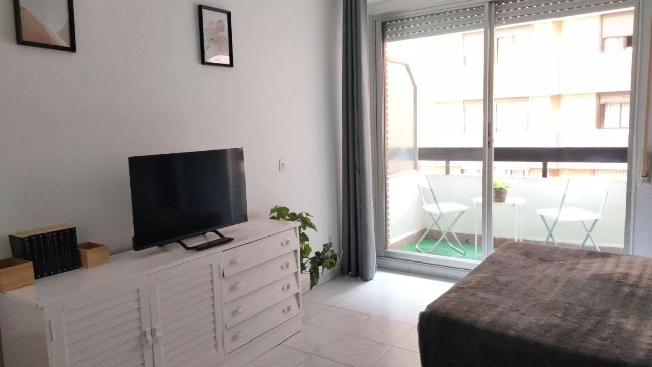 Triana Fenix Seville Exterior photo